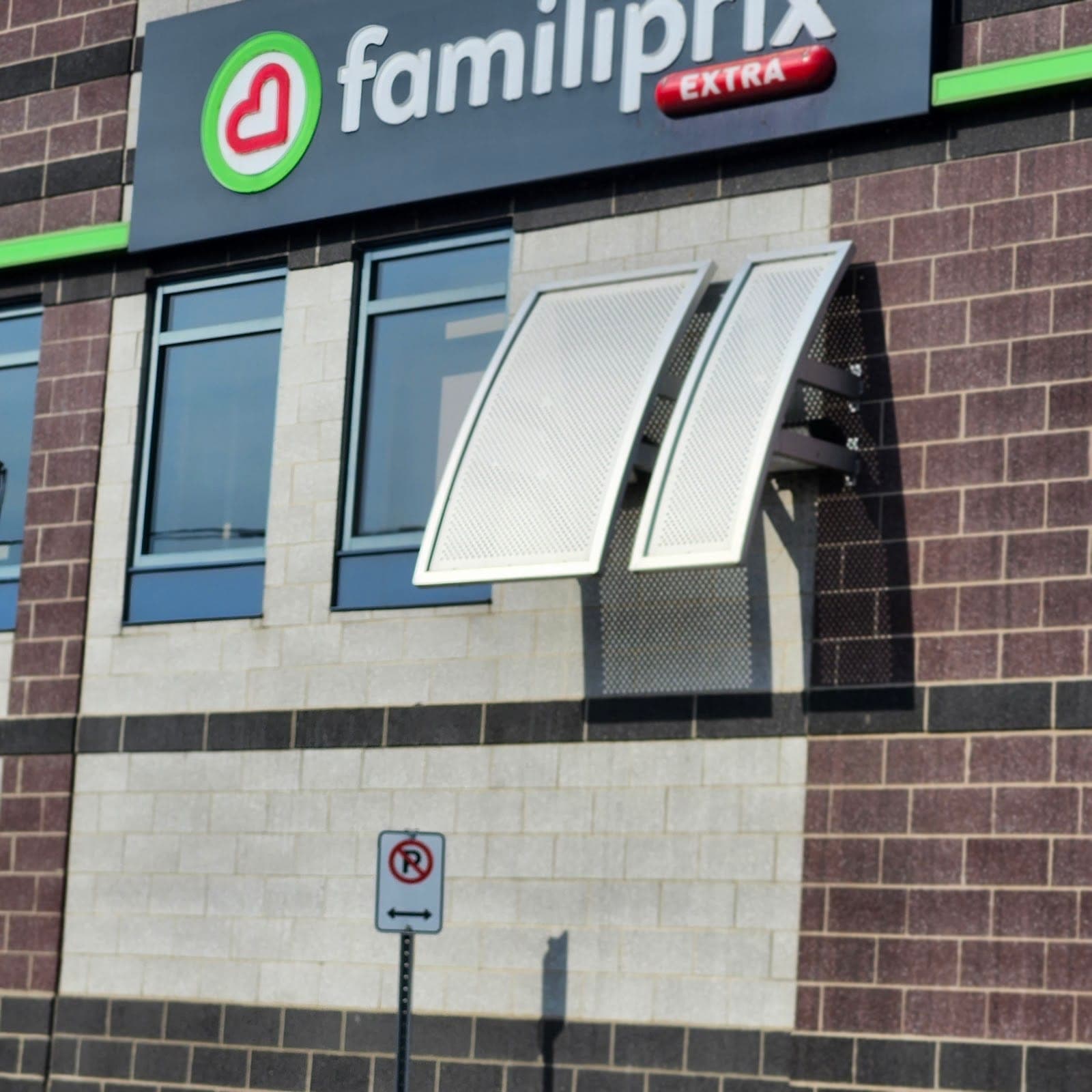 Familiprix Extra (photo: Francine Gosselin, via Google)