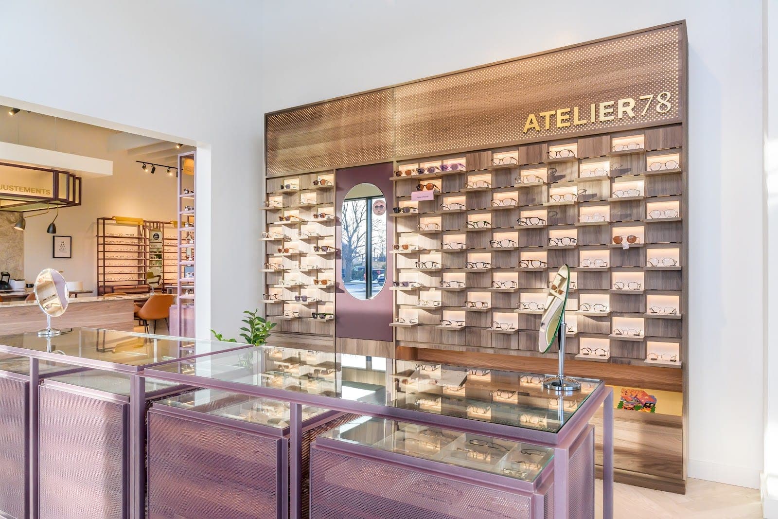 Doyle Optometrists & Opticians (photo: Doyle optométristes & opticiens, via Google)