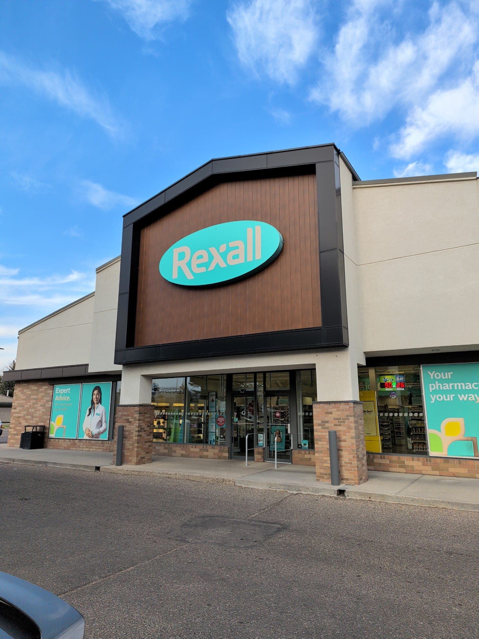 Rexall (photo: Isaac Argueta, via Google)