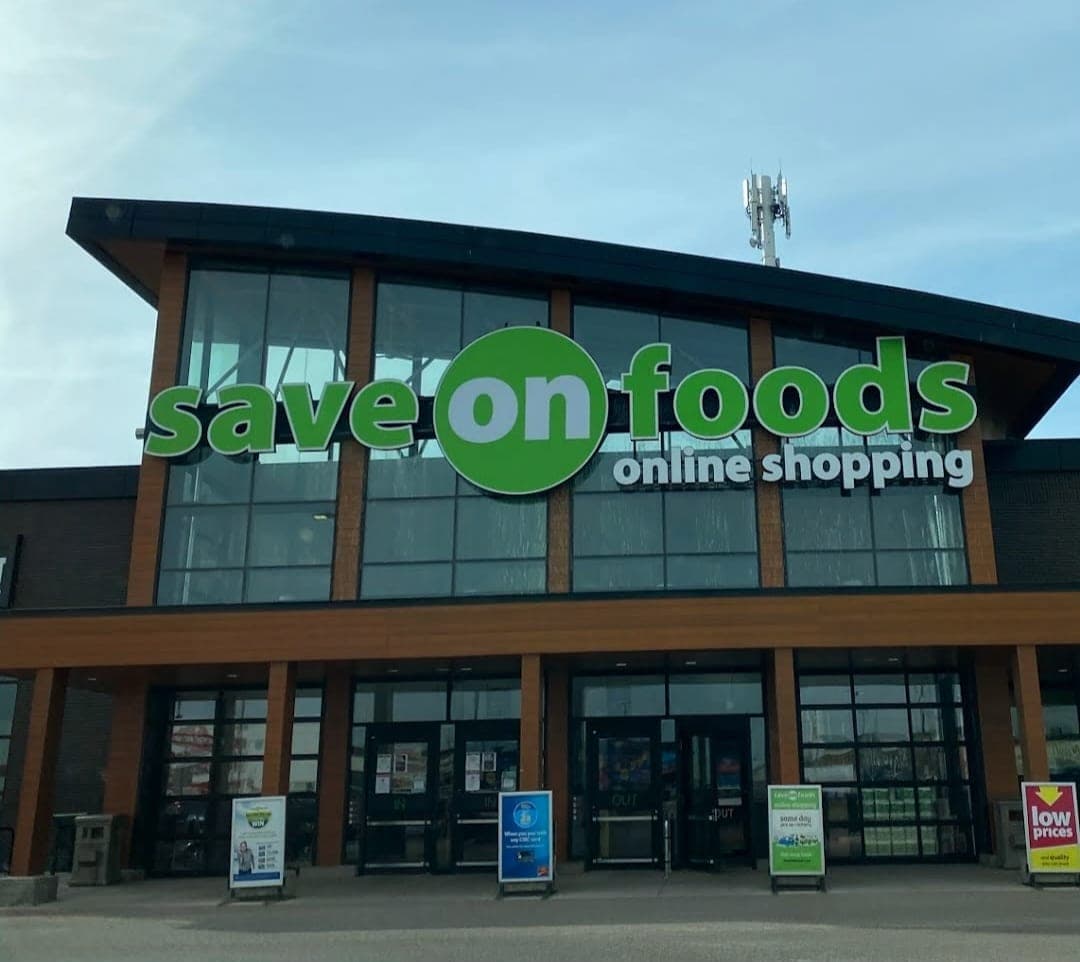 Save-On-Foods Pharmacy (photo: Lazarus, via Google)