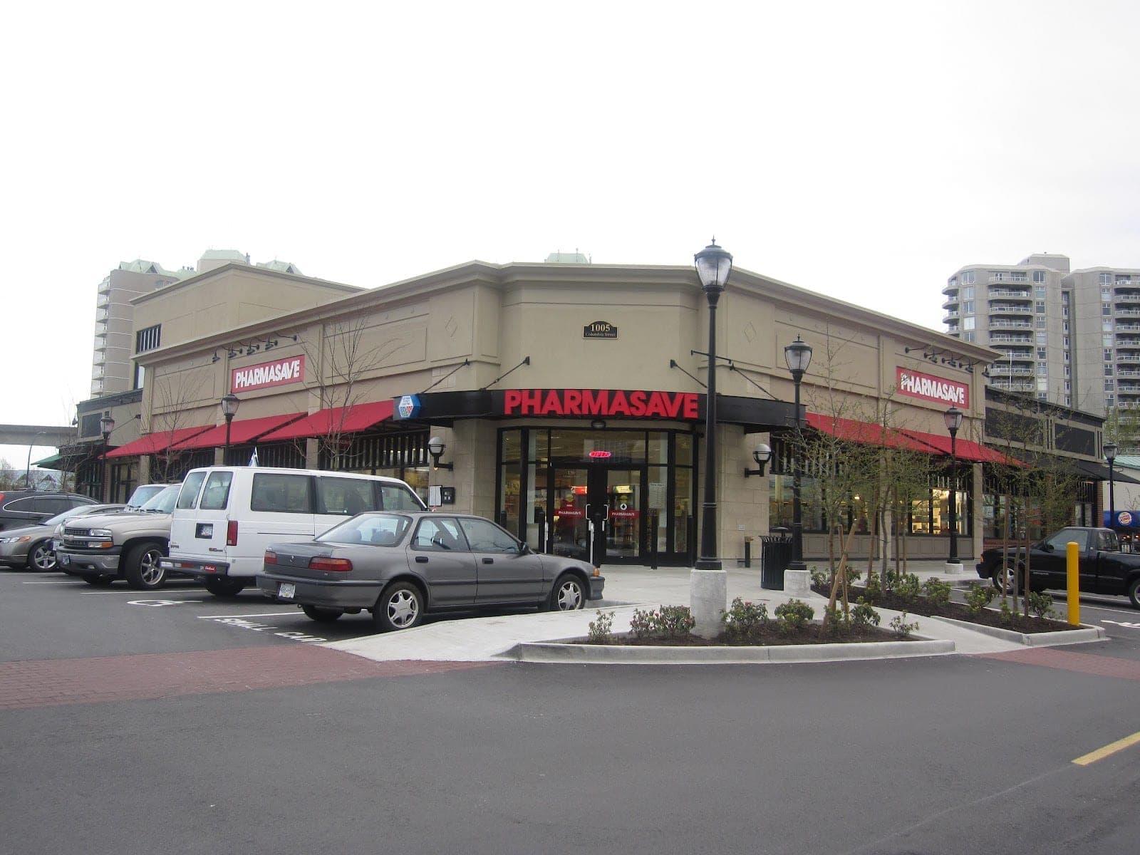 Pharmasave - Columbia Square (photo: Pharmasave - Columbia Square, via Google)