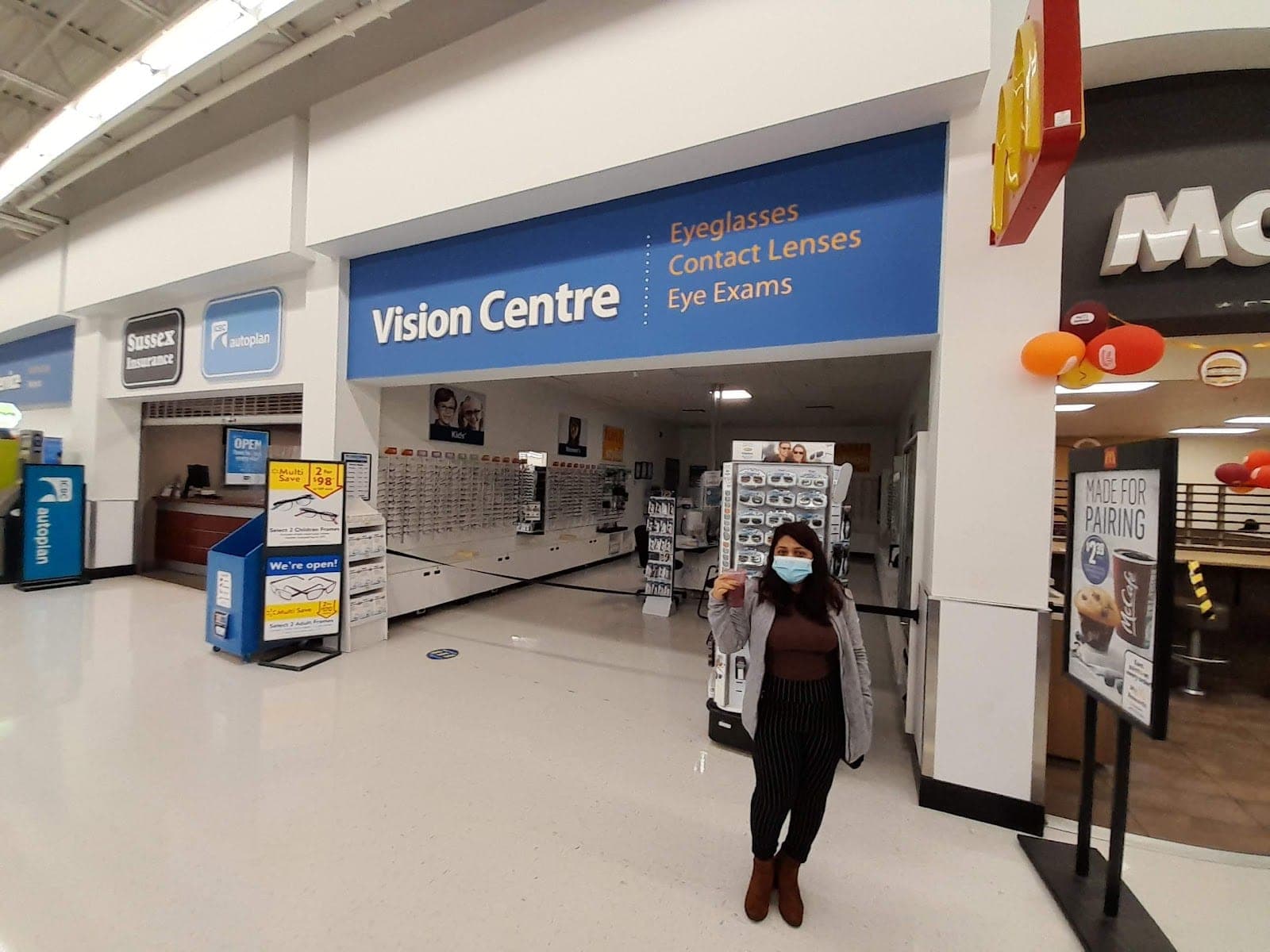 Walmart Vision Centre (photo: Rick Kumar, via Google)