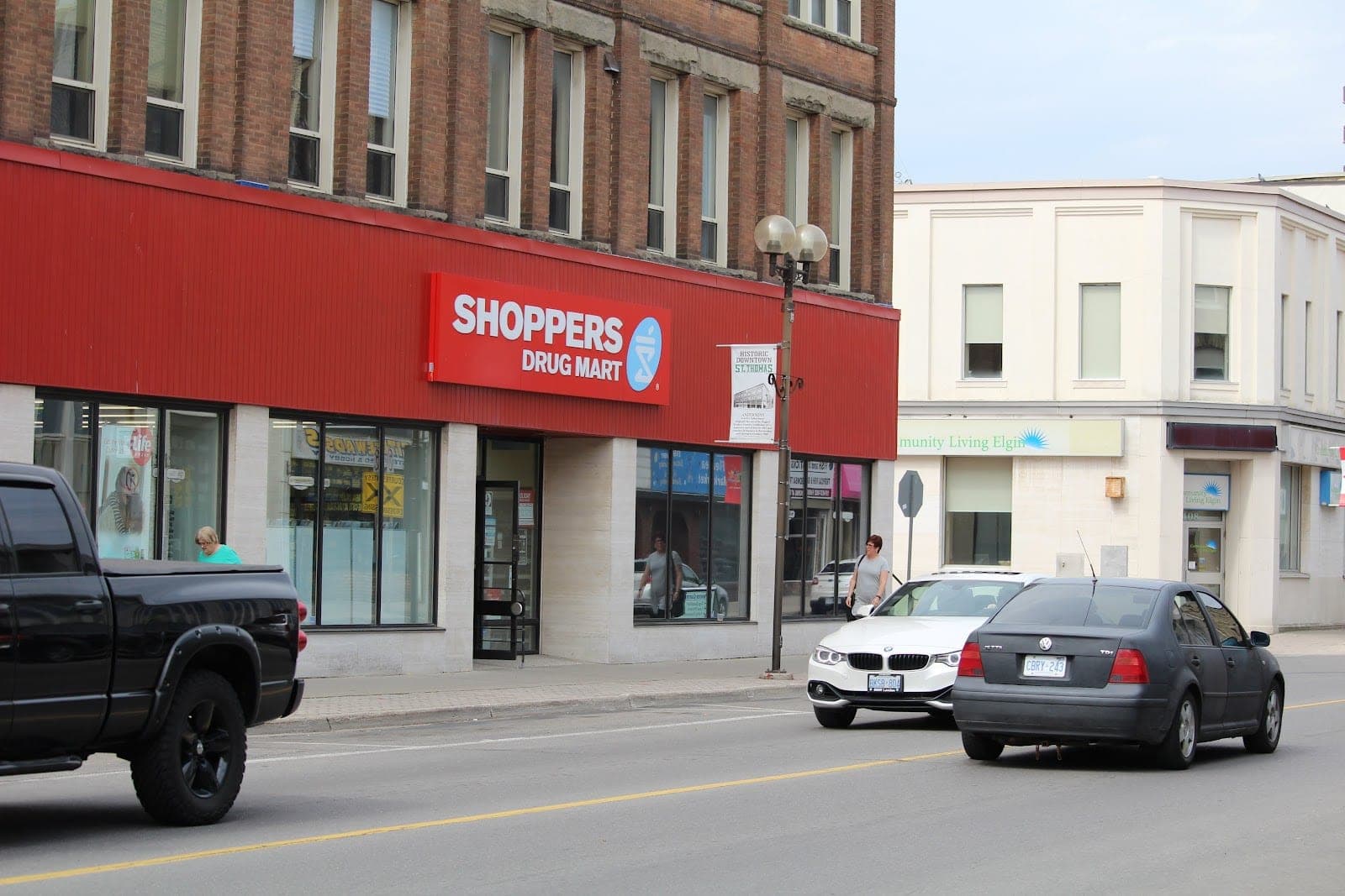 Shoppers Drug Mart (photo: Dj Arctic, via Google)