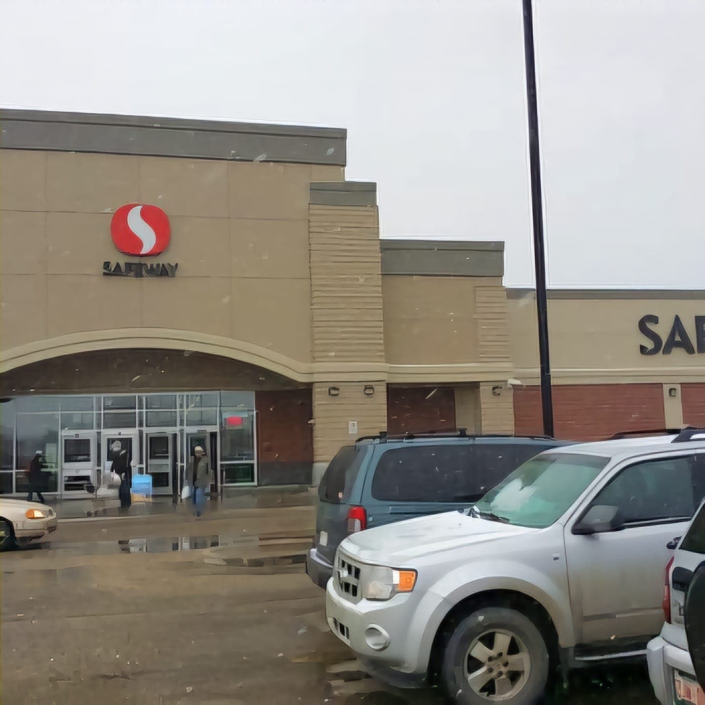 Safeway Pharmacy South View (photo: Lazarus, via Google)