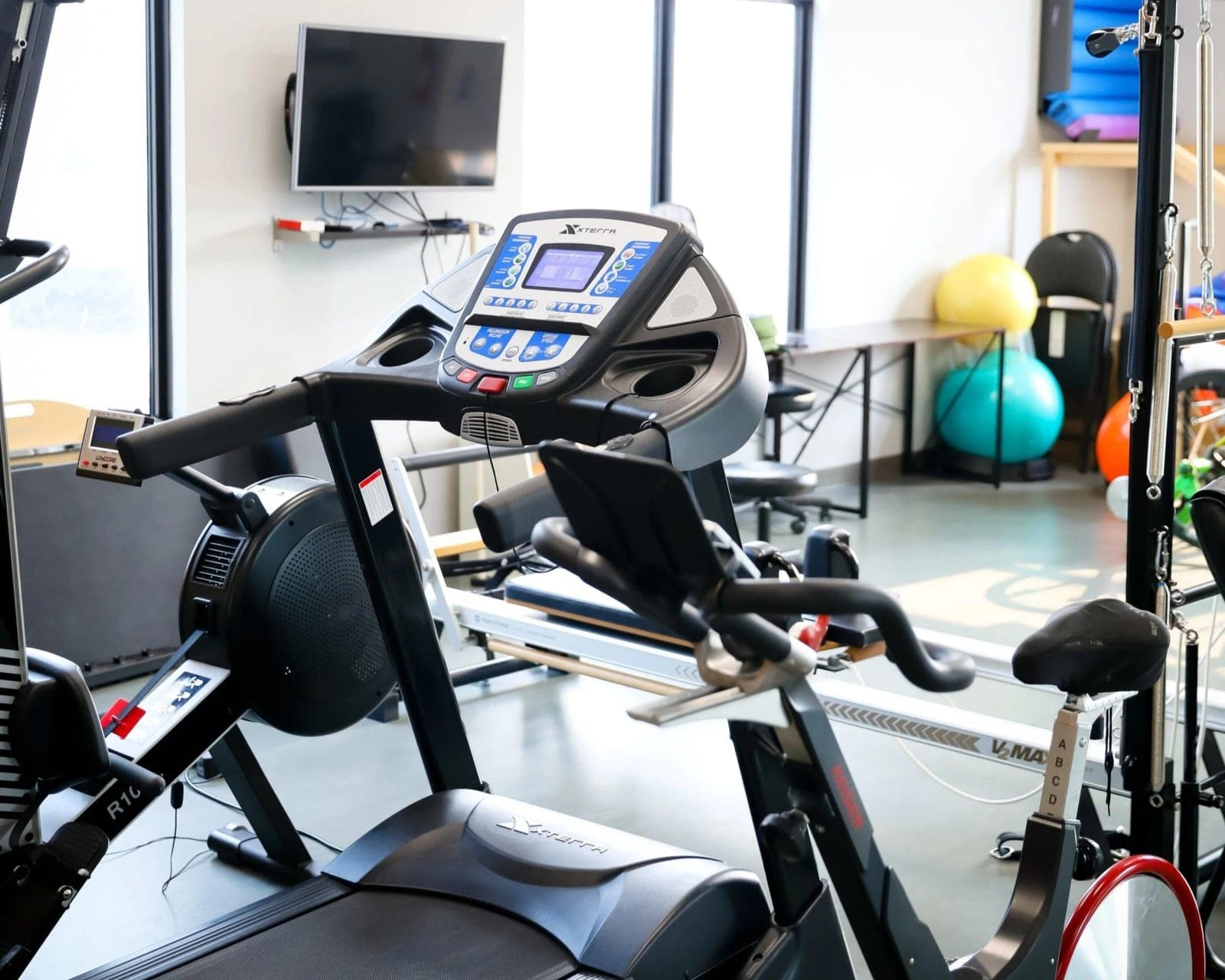 SeniorHome.ca - Adventure Physiotherapy - Downtown