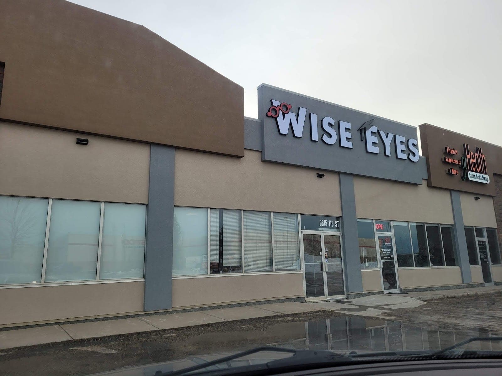 Wise Eyes (photo: IceWalker 004, via Google)