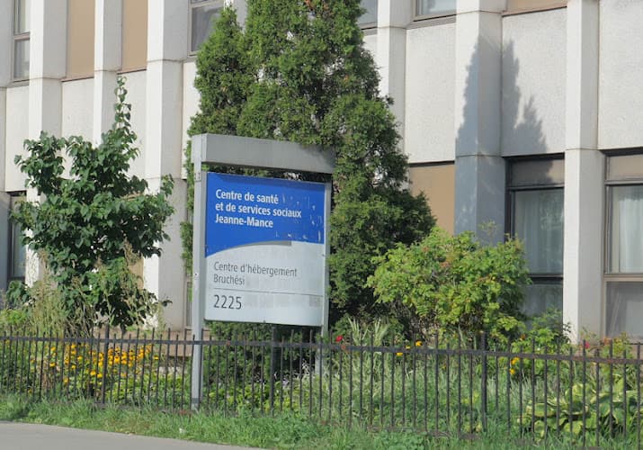 Paul-Bruchési Nursing Home - Photo 1