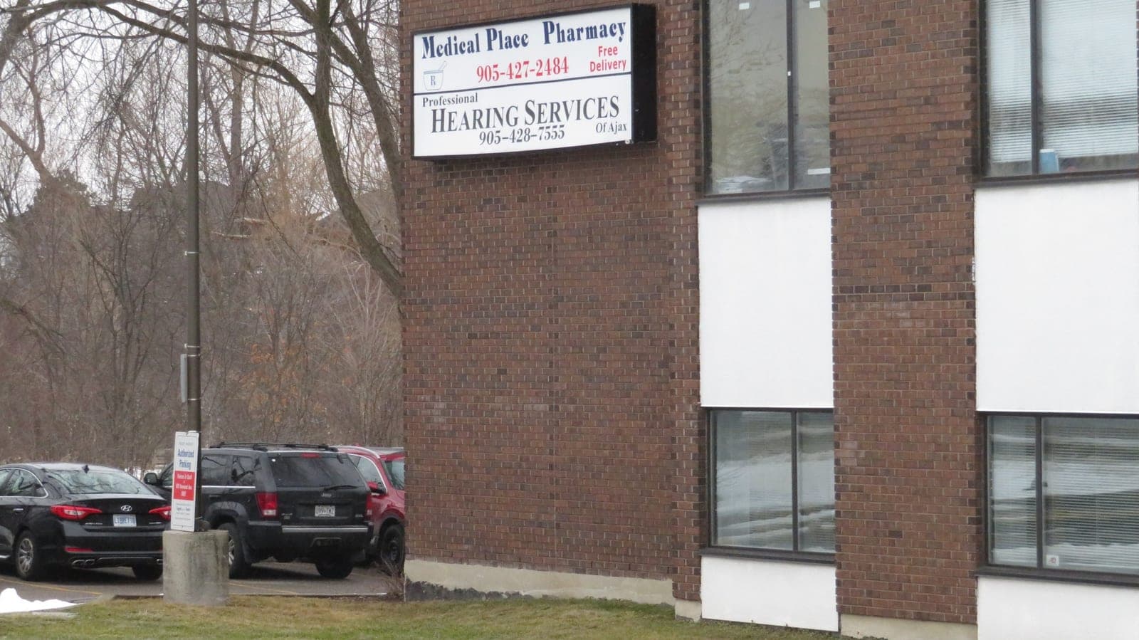 SeniorHome.ca - Medical Place Pharmacy