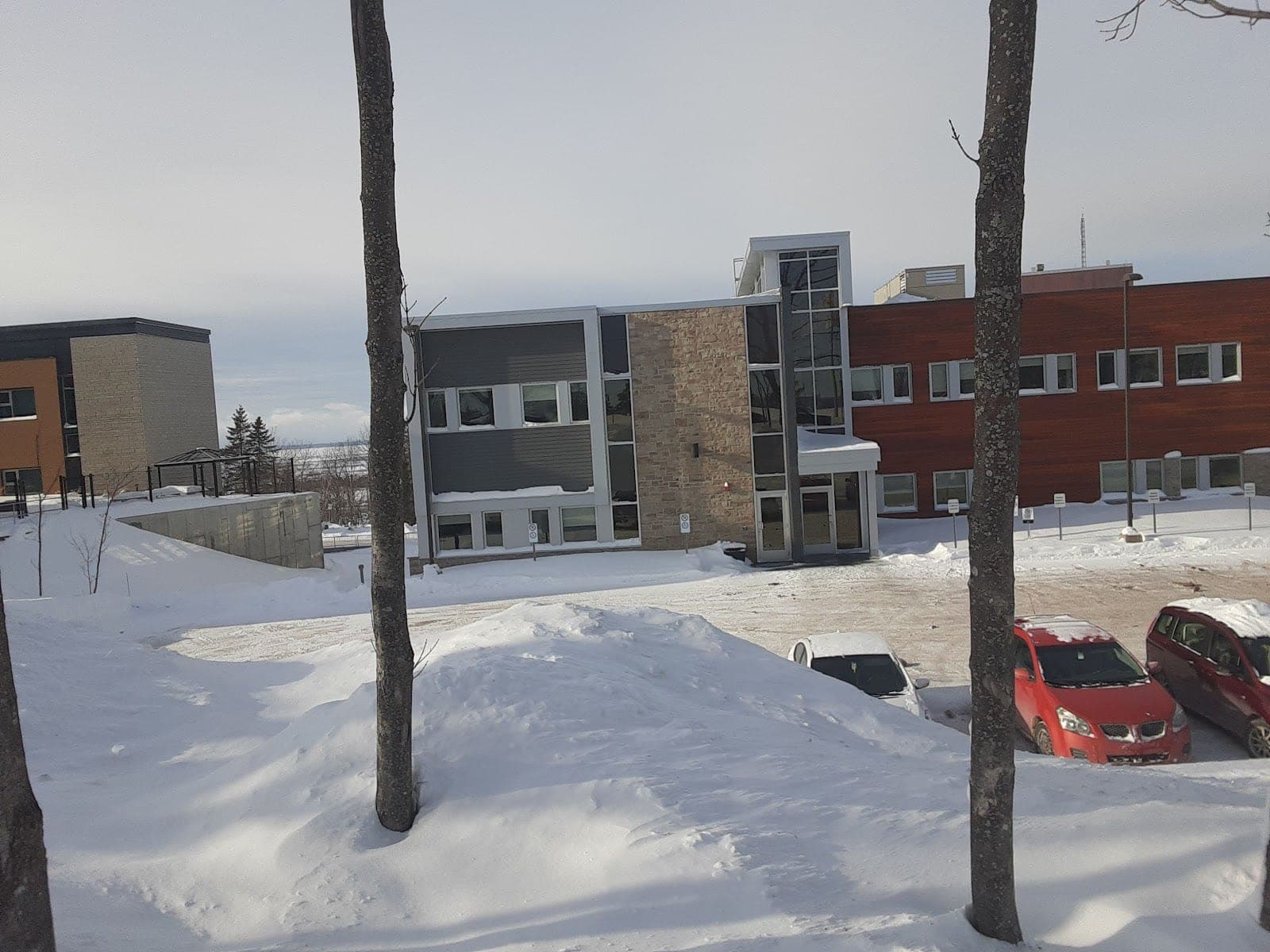 Centre De Readaptation (photo: Nathan Price, via Google)