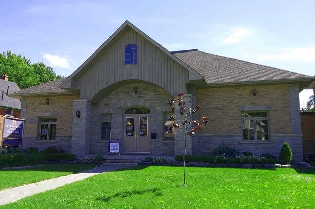 SeniorHome.ca - Stratford Family Eye Care