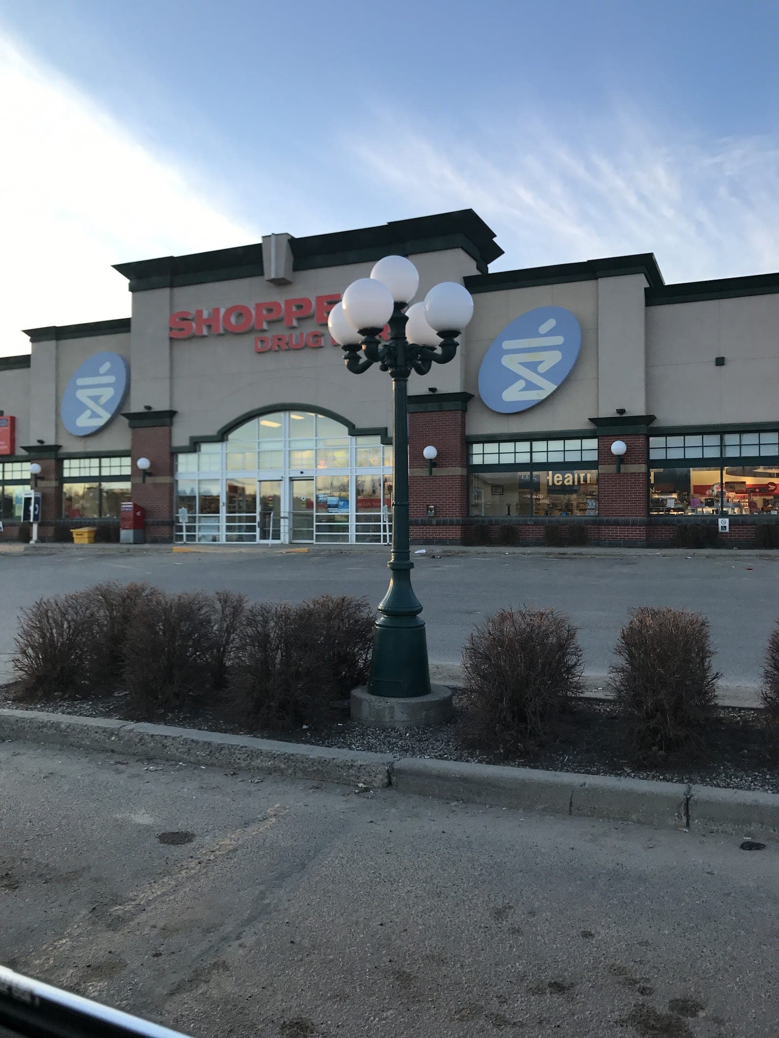 Shoppers Drug Mart (photo: Kurt Rasmussen, via Google)