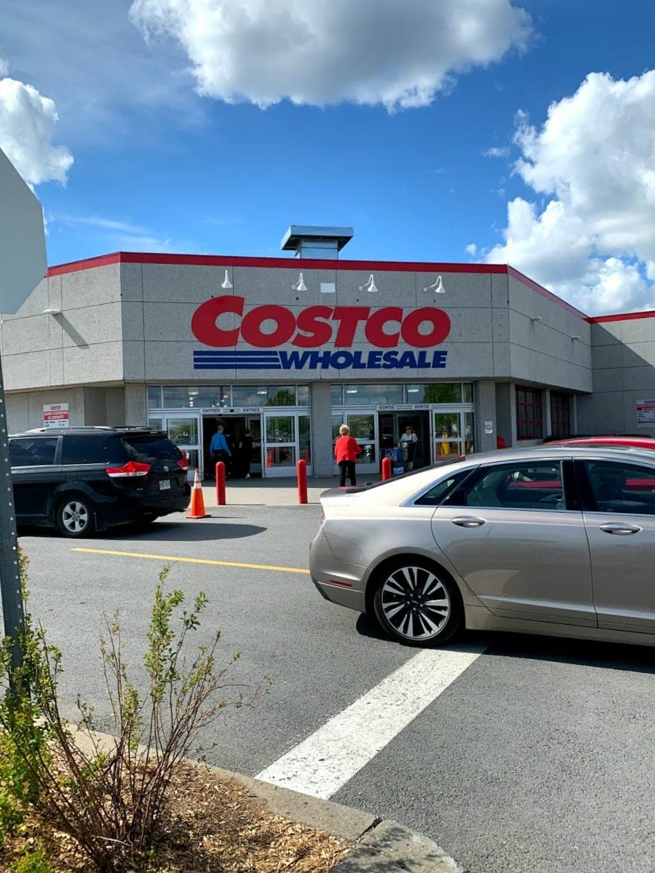 Pharmacie Grégoire Arakelian (Costco) (photo: Lazarus, via Google)