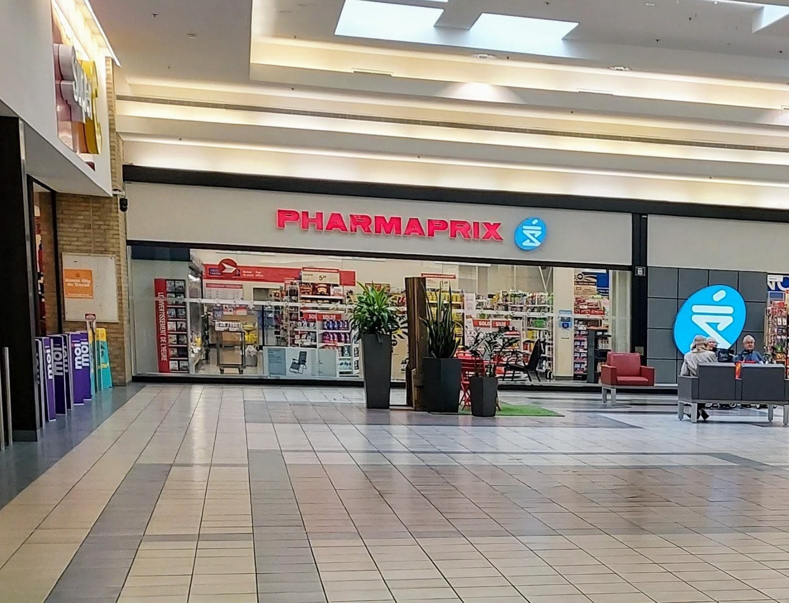 Pharmaprix (photo: guerroumi smail, via Google)
