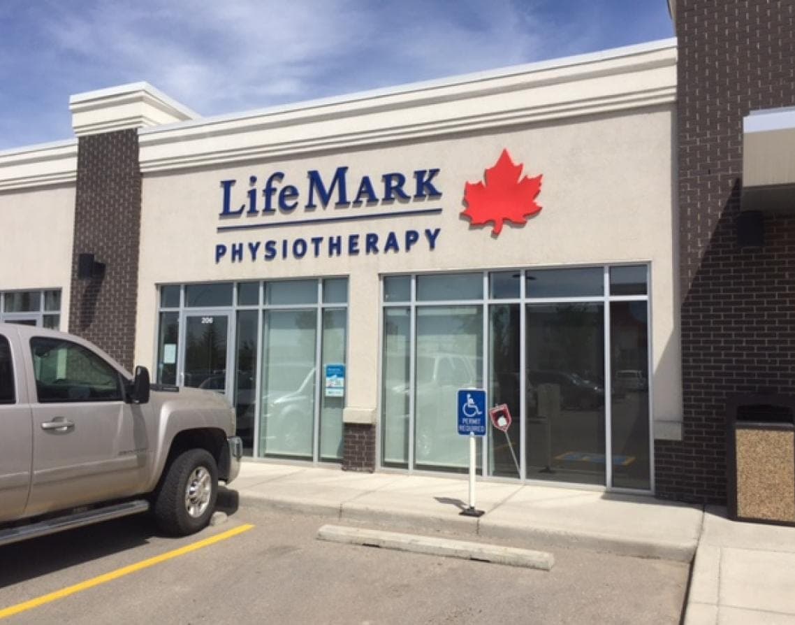 SeniorHome.ca - Lifemark Physiotherapy Willow Brook