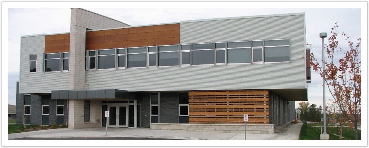 SeniorHome.ca - Woodstock Rehabilitation Clinic and Woodstock Sport Medicine