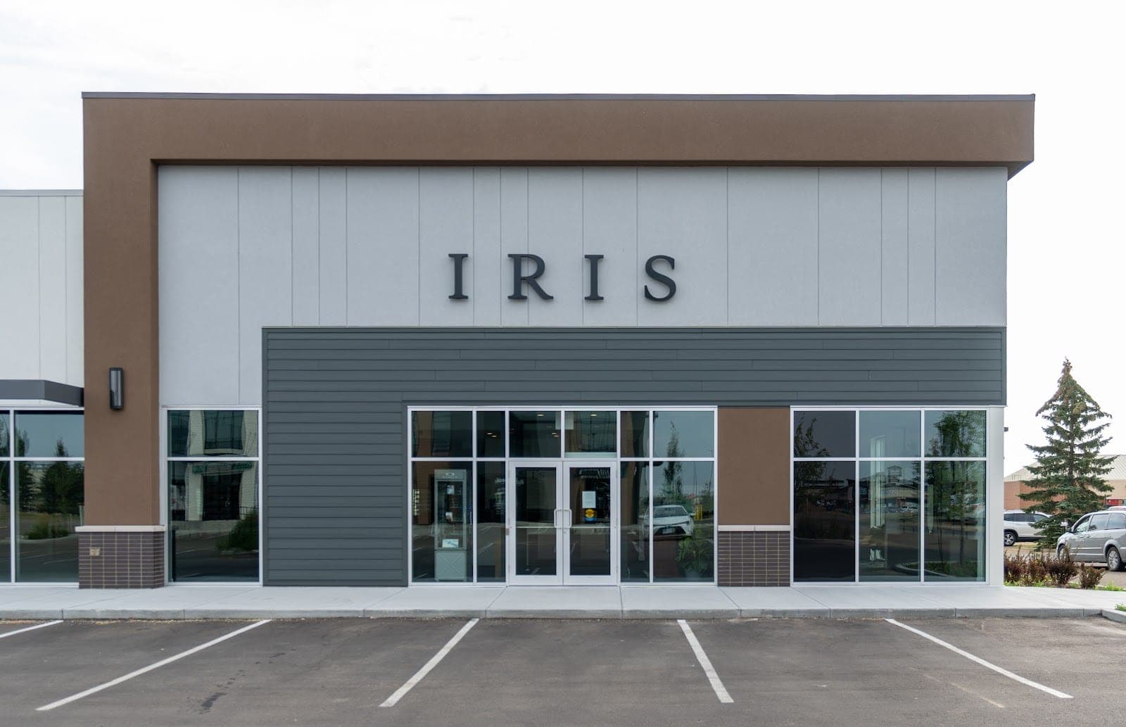 IRIS Optometrists and Opticians - Camrose (photo: IRIS Optometrists and Opticians - Camrose, via Google)