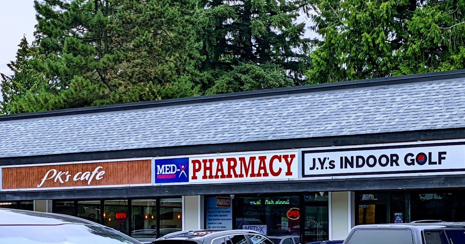 Med-X Pharmacy (photo: Amir, via Google)