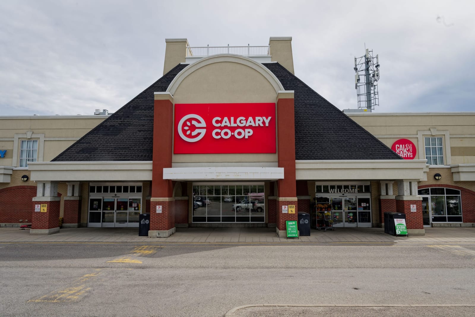 SeniorHome.ca - Calgary Co-op Pharmacy Sierra Springs