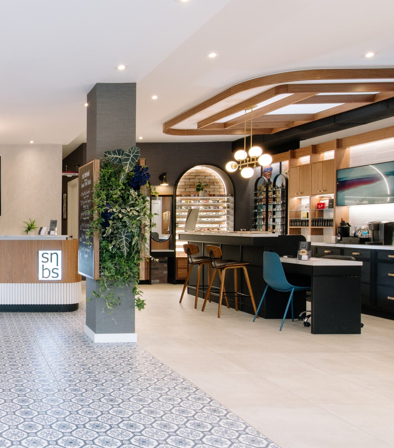 SeniorHome.ca - See & Be Seen Eyecare- Liberty Village
