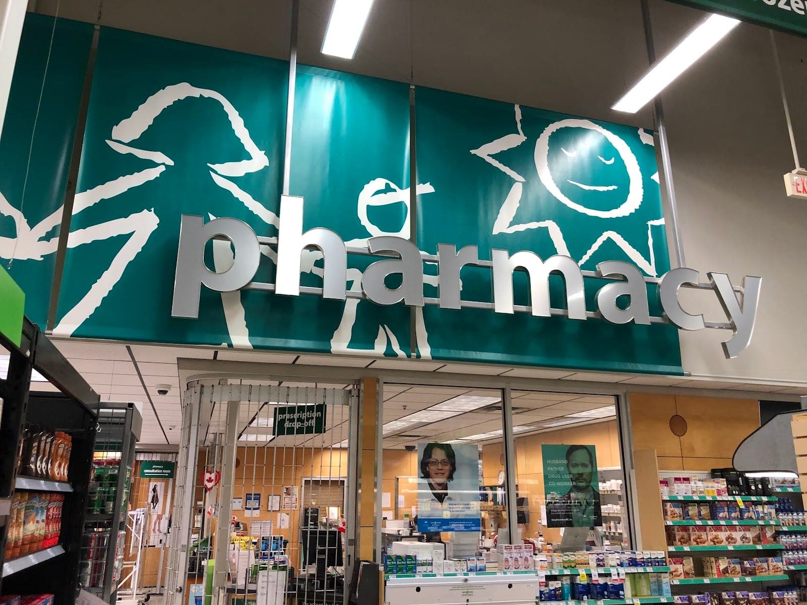 Save-On-Foods Pharmacy (photo: Godwin C, via Google)