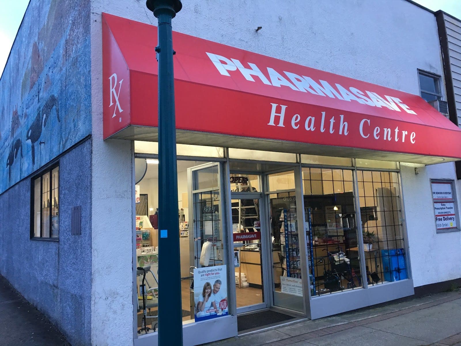 Pharmasave St. Johns Street (photo: Godwin C, via Google)