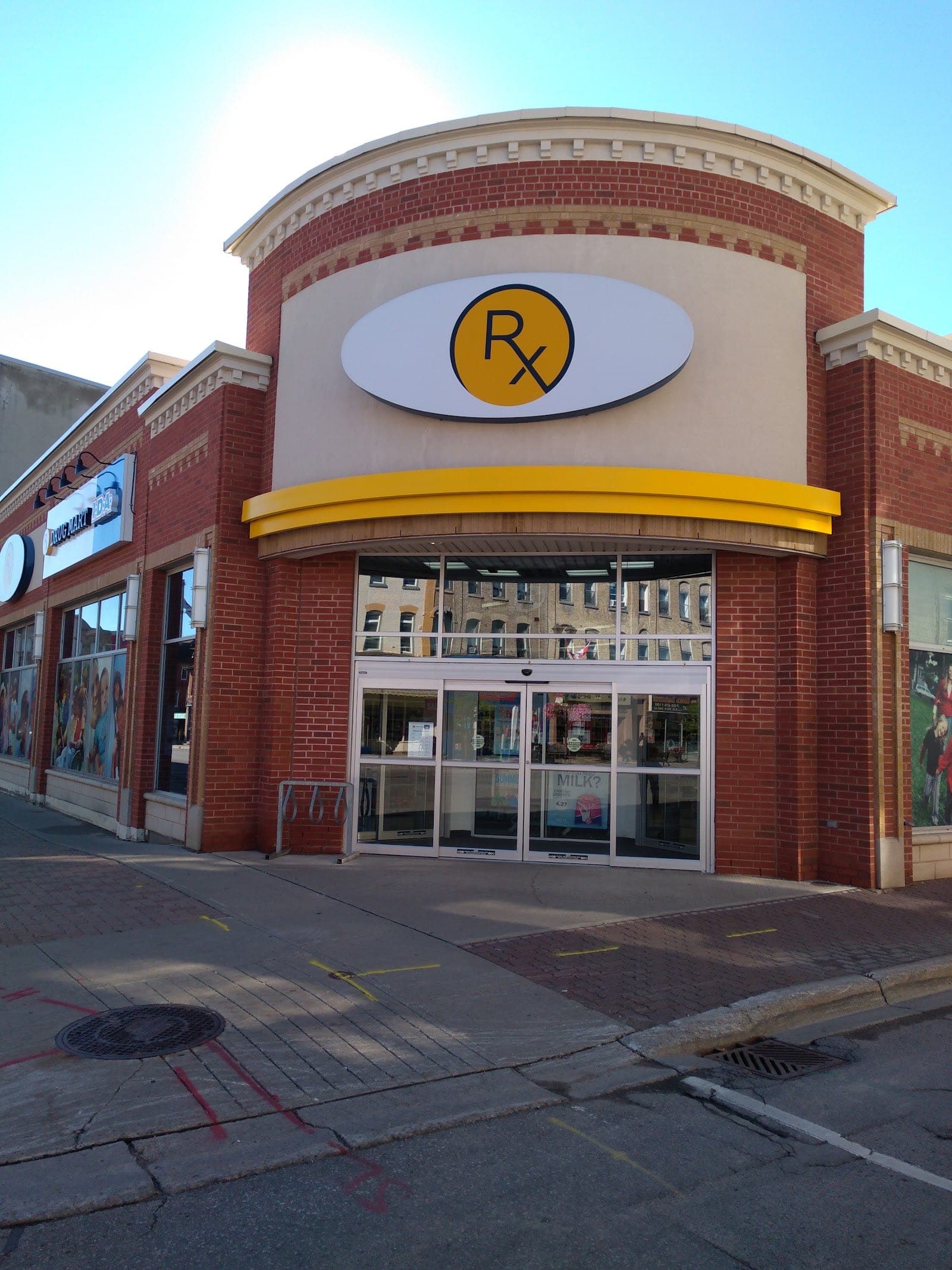 I.D.A. Rx Drug Mart Lindsay (photo: Chris Gardner, via Google)