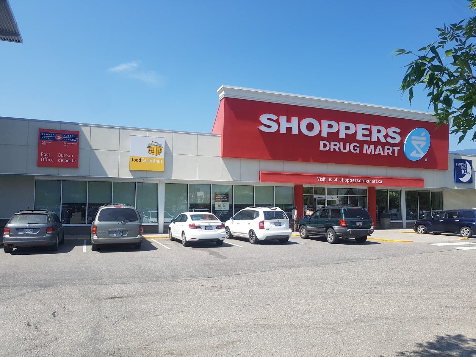 Shoppers Drug Mart (photo: Jan Timmers (VE7JBT), via Google)