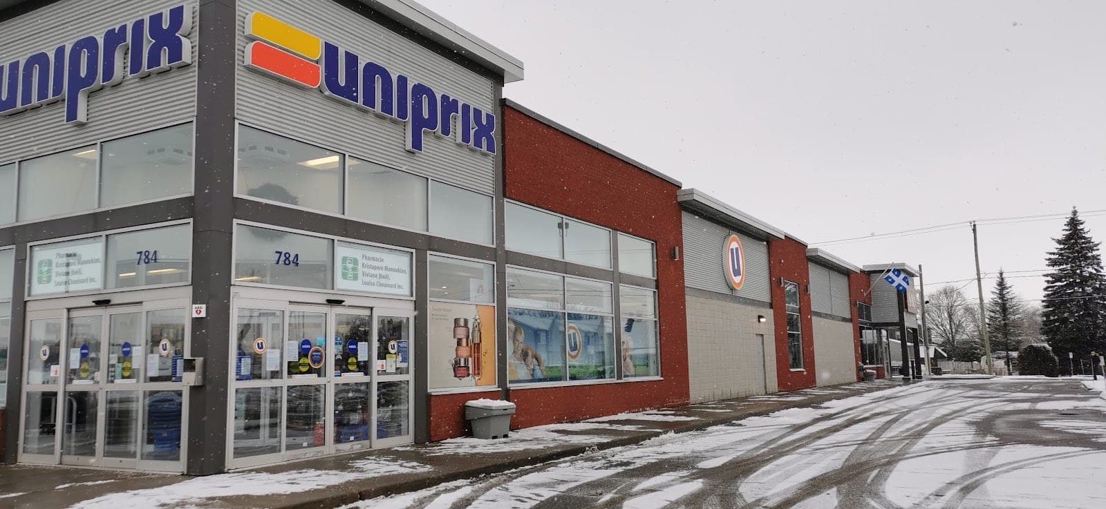 Uniprix K. Manoukian, V. Jbeili et L. Chouinard - Pharmacie affiliée (photo: Արսեն Հոսեփյան - Առաքելյան, via Google)