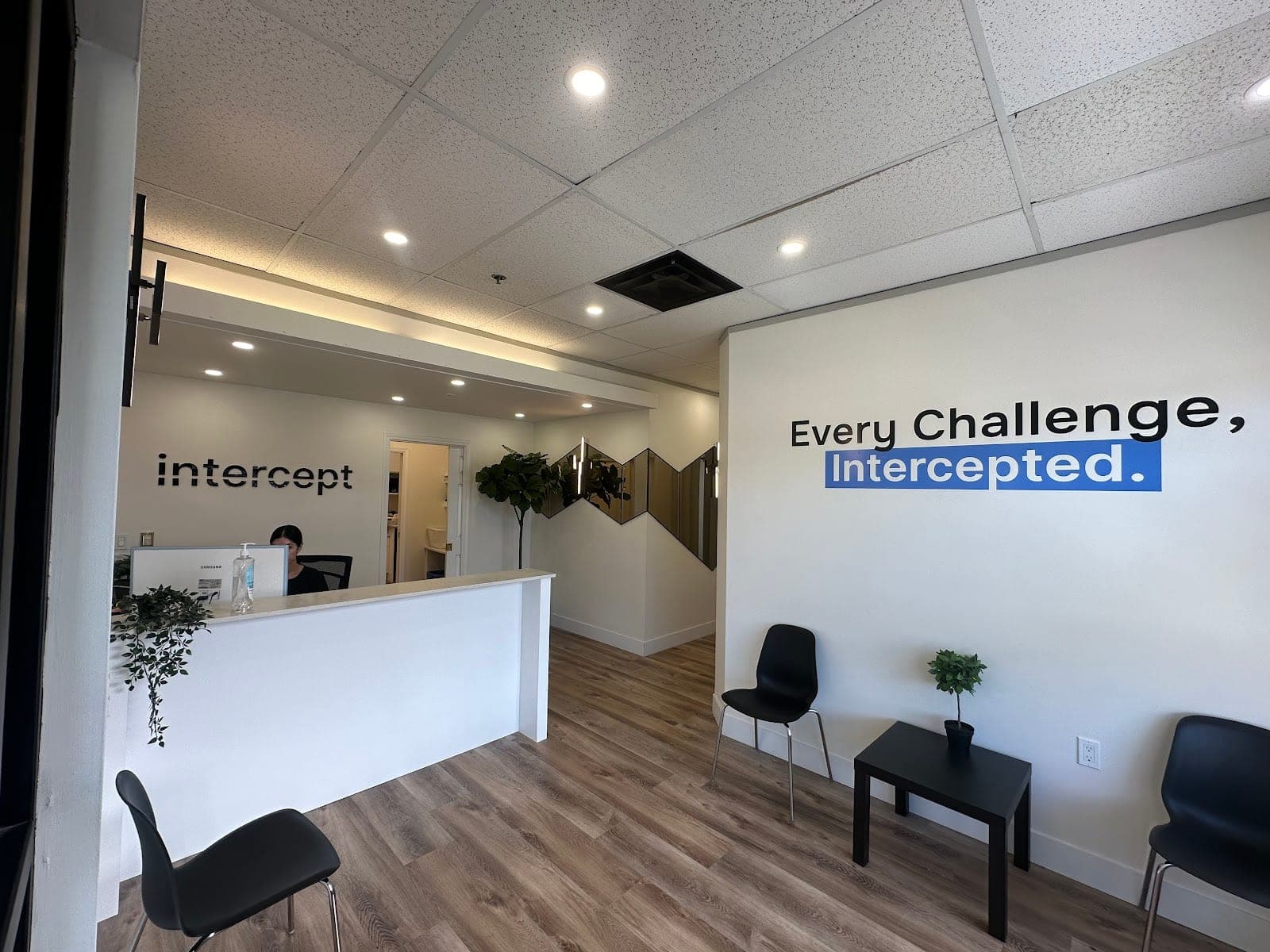 Intercept Rehab & Sports Medicine (photo: Intercept Rehab & Sports Medicine | South Surrey Physiotherapy | Massage Therapy | Chiropractic | Pelvic Floor | Vertigo, via Google)