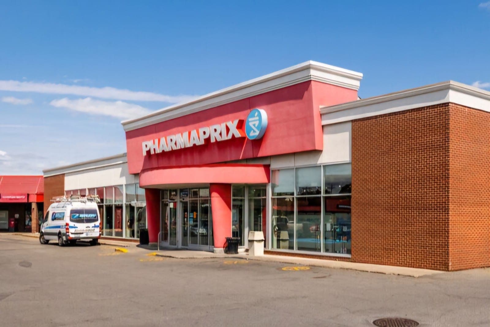 shoppers drug mart (photo: Lazarus, via Google)