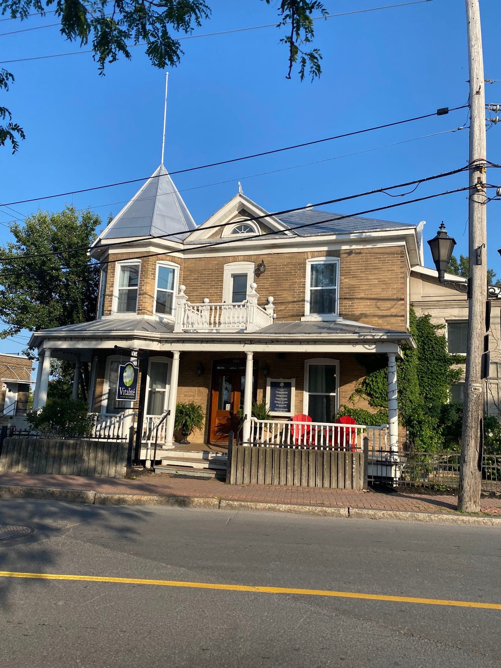 Vitality Multitherapy Clinic (photo: Arianna Lafoley, via Google)
