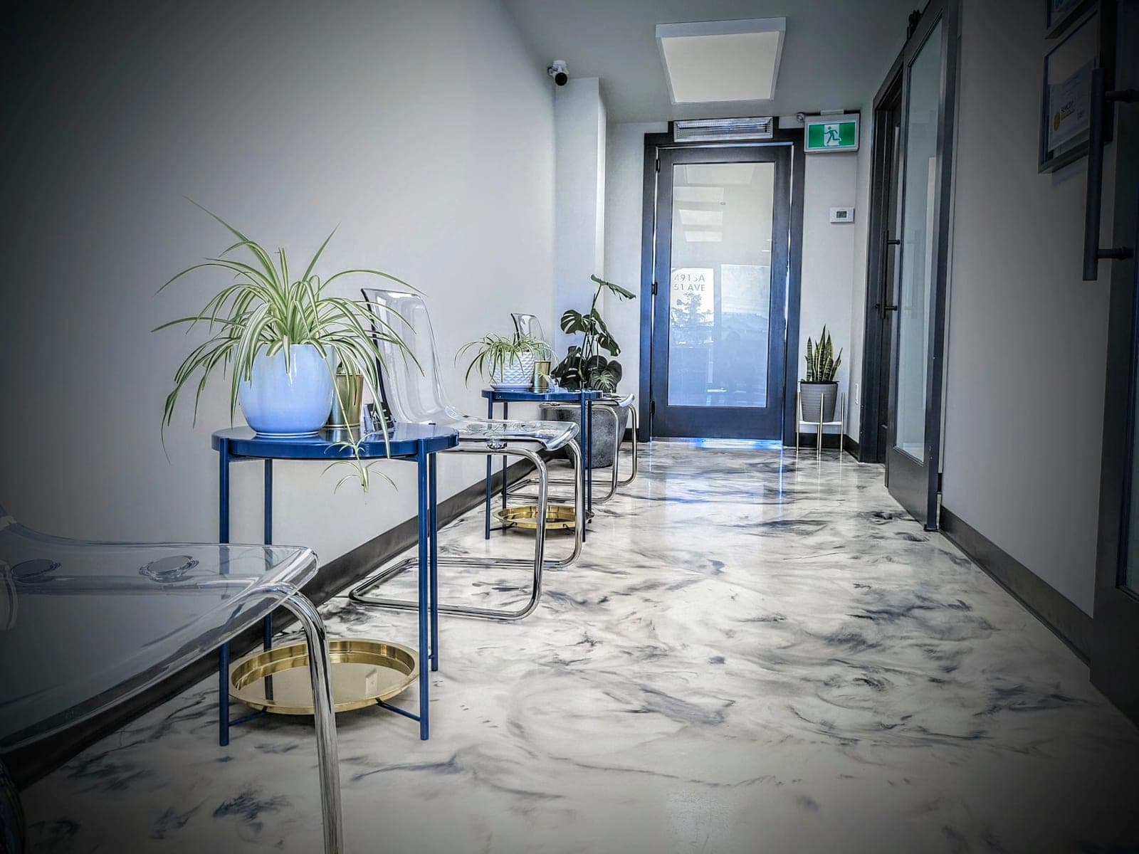 SeniorHome.ca - Parkland Aesthetics Denture Clinic