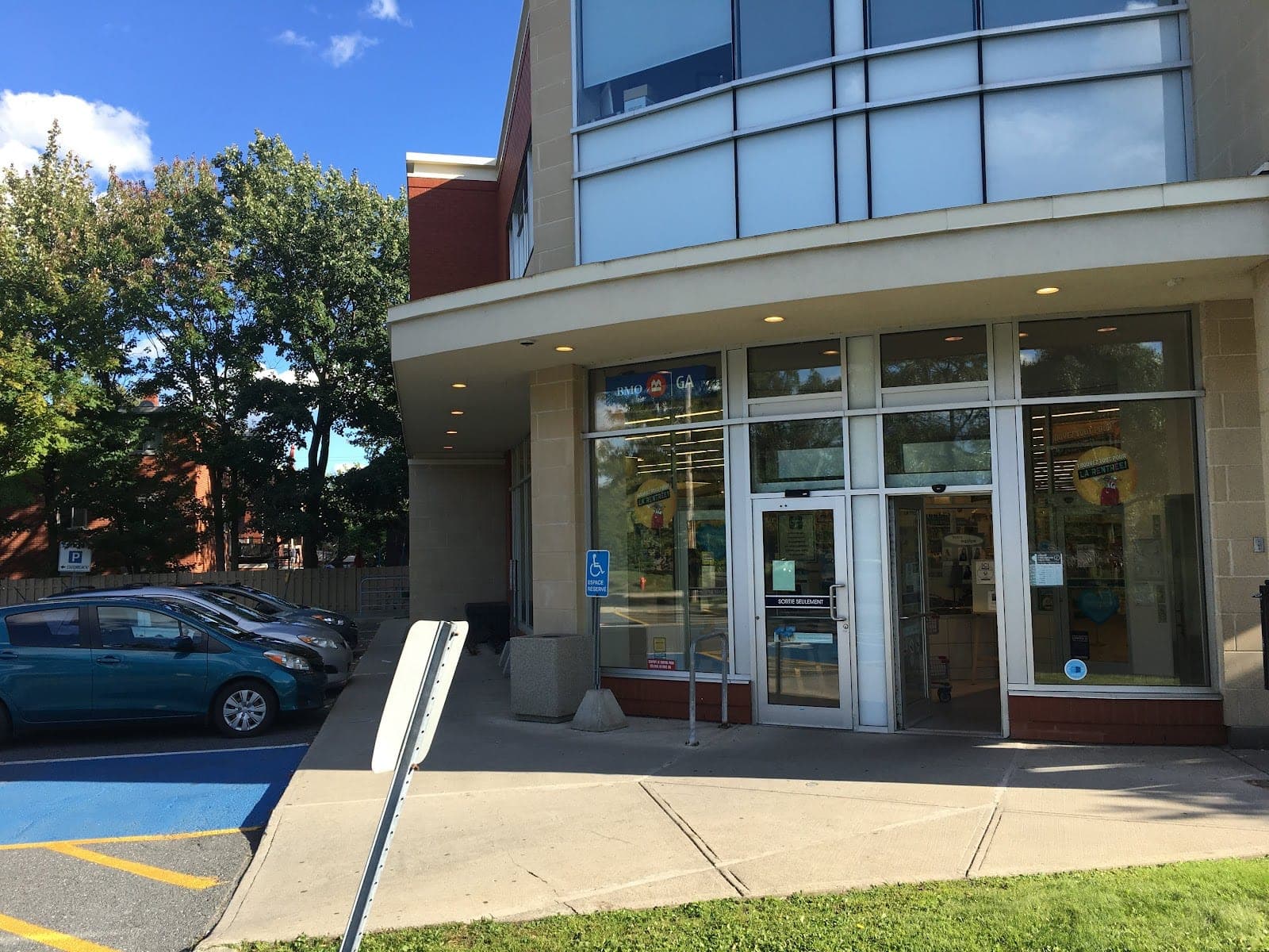 PJC Jean Coutu (photo: Eric Faussurier, via Google)