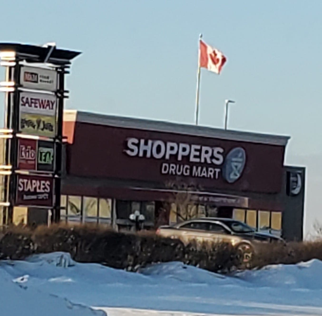 Shoppers Drug Mart (photo: SunnyCin Flower, via Google)