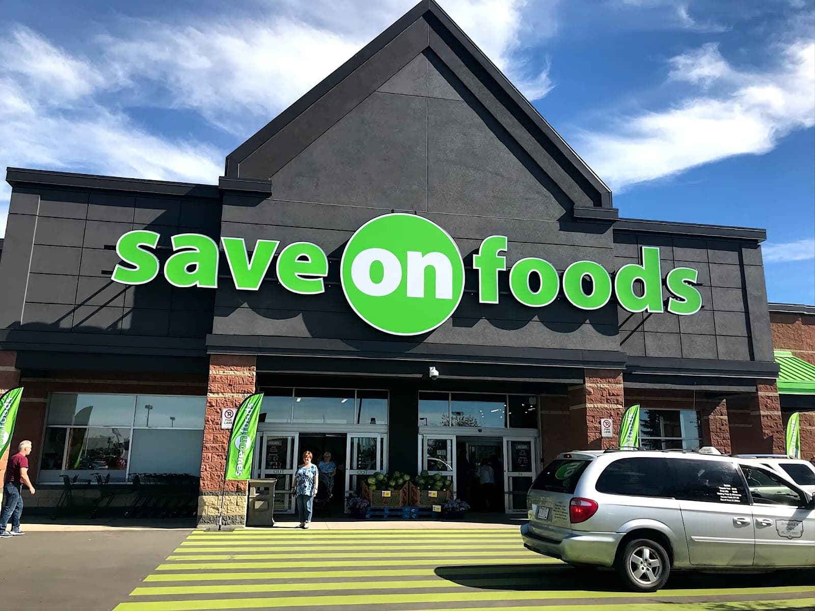 Save-On-Foods Pharmacy (photo: Lazarus, via Google)
