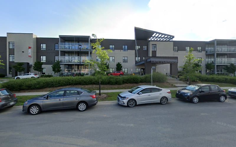 Centre d'hébergement et de soins longue durée des Moulins - Photo 1