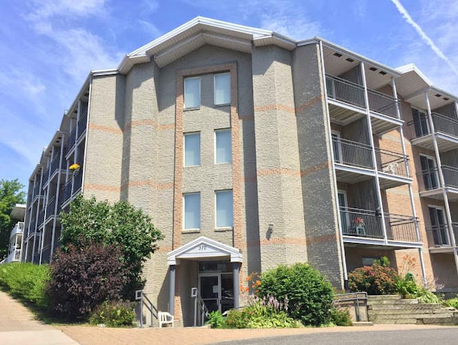 Chambriere Vanier Enr - Photo 1