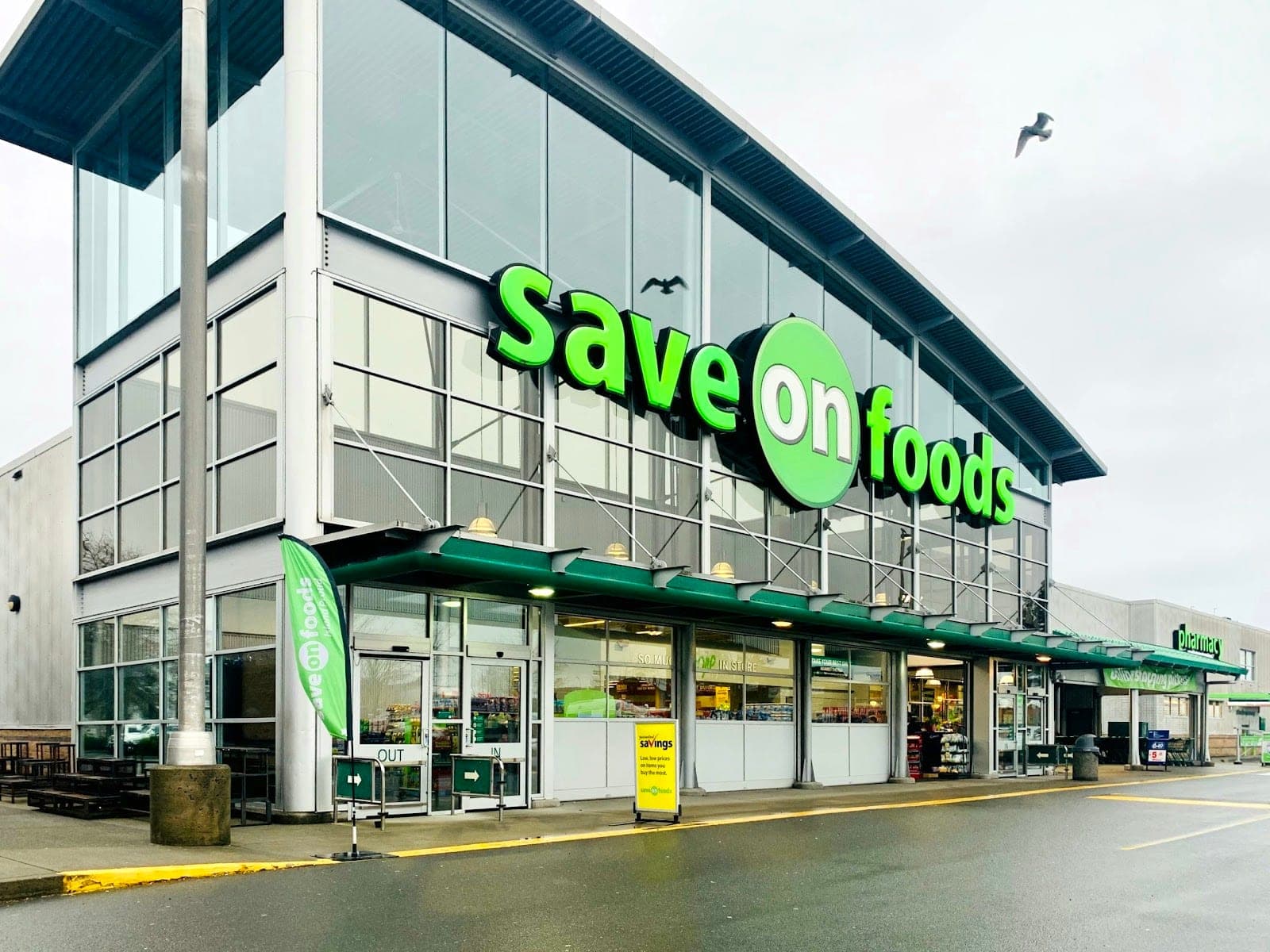 Save-On-Foods Pharmacy (photo: Lazarus, via Google)