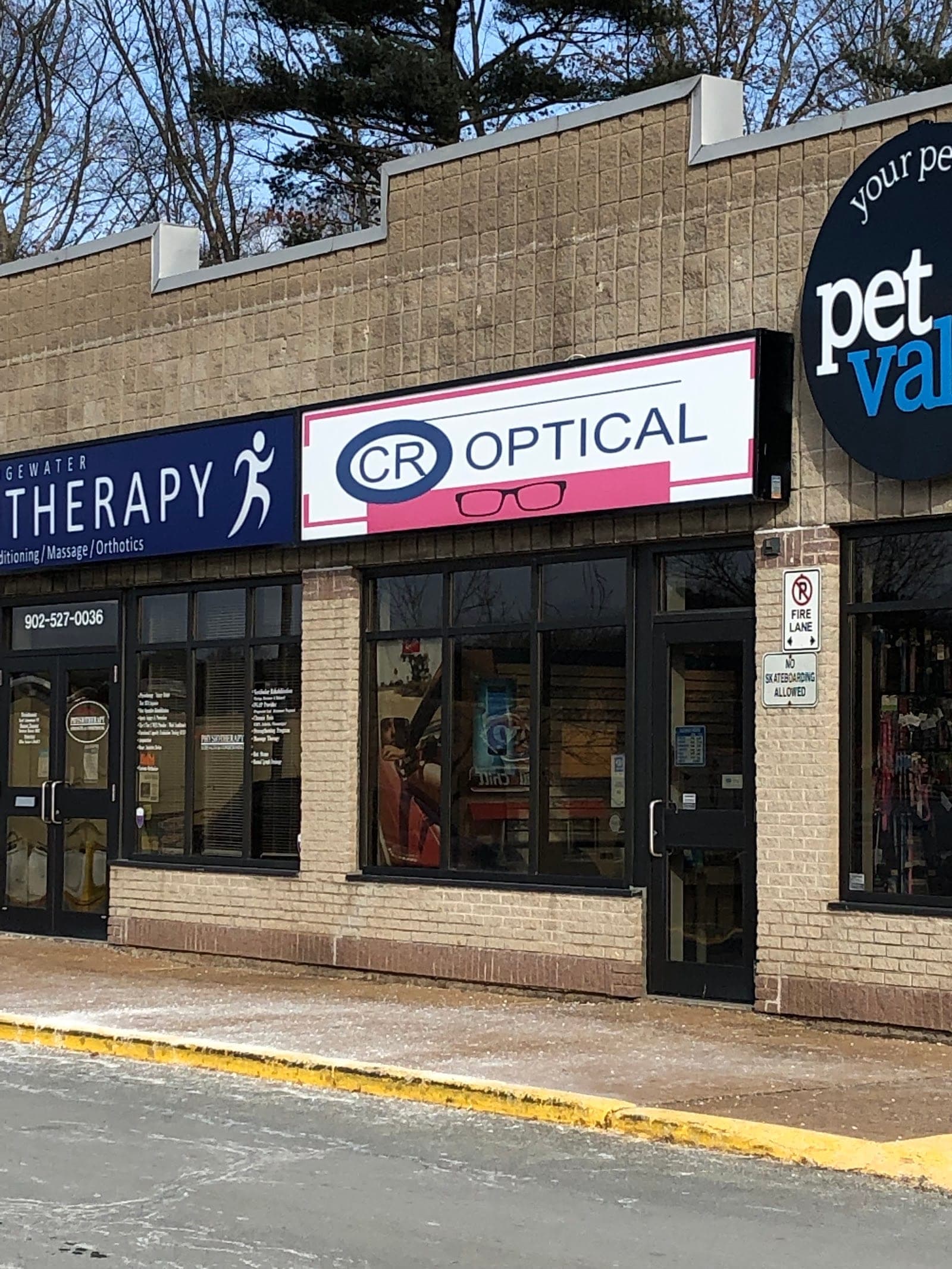CR Optical (photo: Shīla May, via Google)