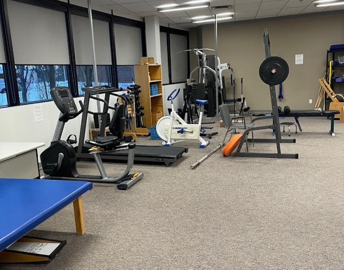 SeniorHome.ca - Lifemark Physiotherapy Black Gold Drive