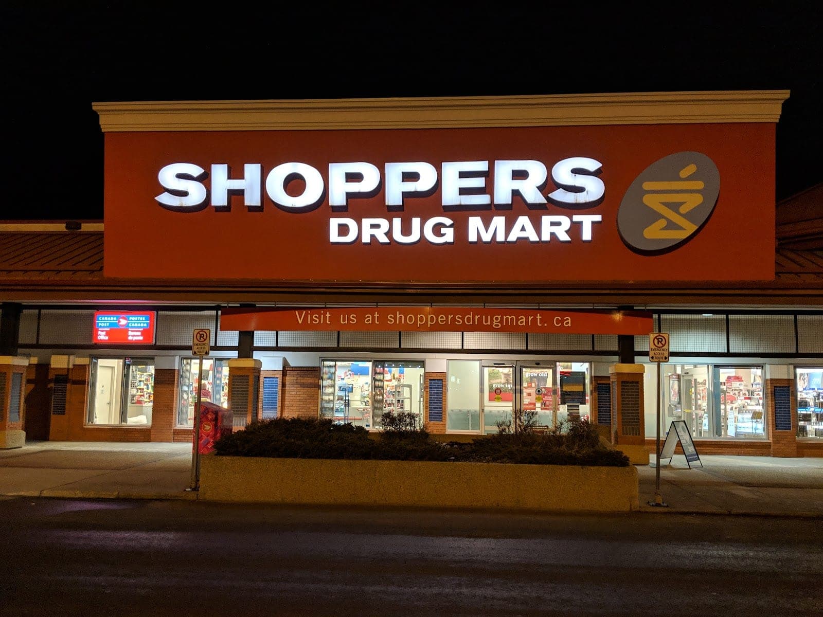 Shoppers Drug Mart (photo: Jason Cayen, via Google)