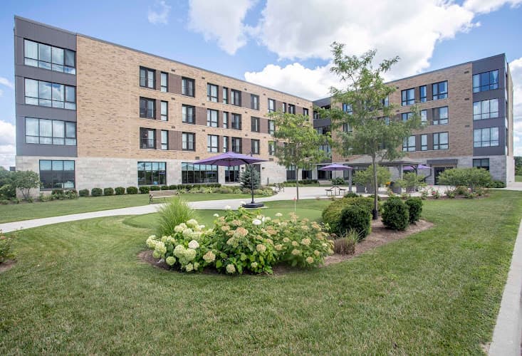 Dorchester Terrace Retirement Residence - Photo 1