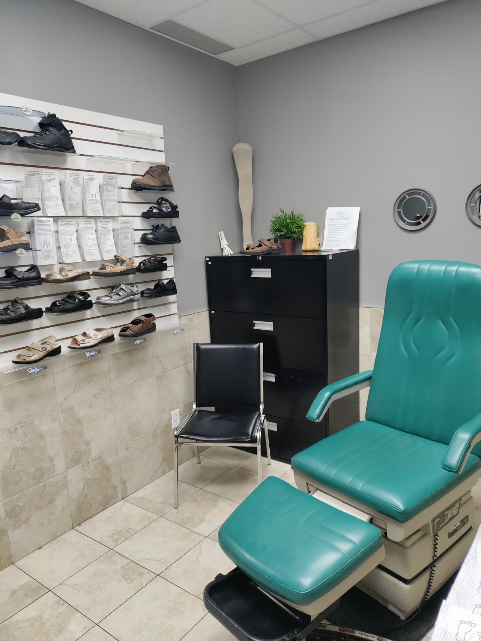 CBI Health - Foot Clinic Dundas (photo: CBI Health - Foot Clinic Dundas, via Google)