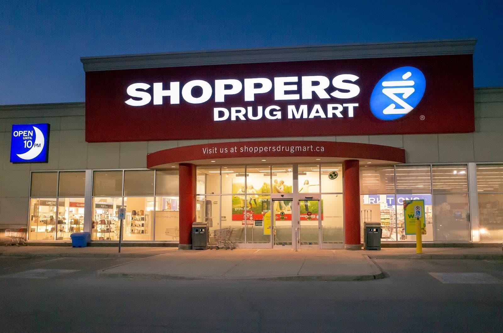 Shoppers Drug Mart (photo: Drew Gall, via Google)