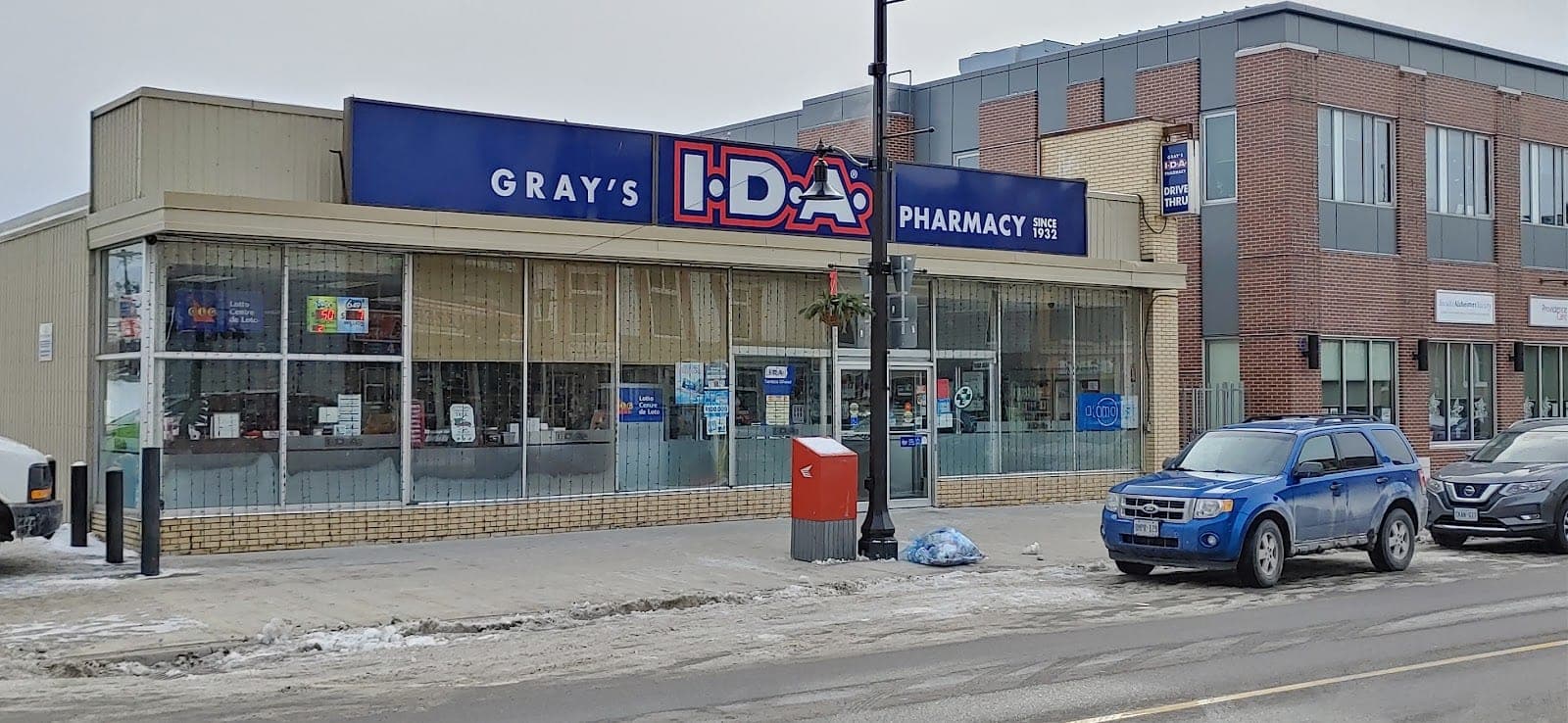 Gray's I.D.A. Drug Store (photo: William van Asperen (Cre8iv3b3ing), via Google)