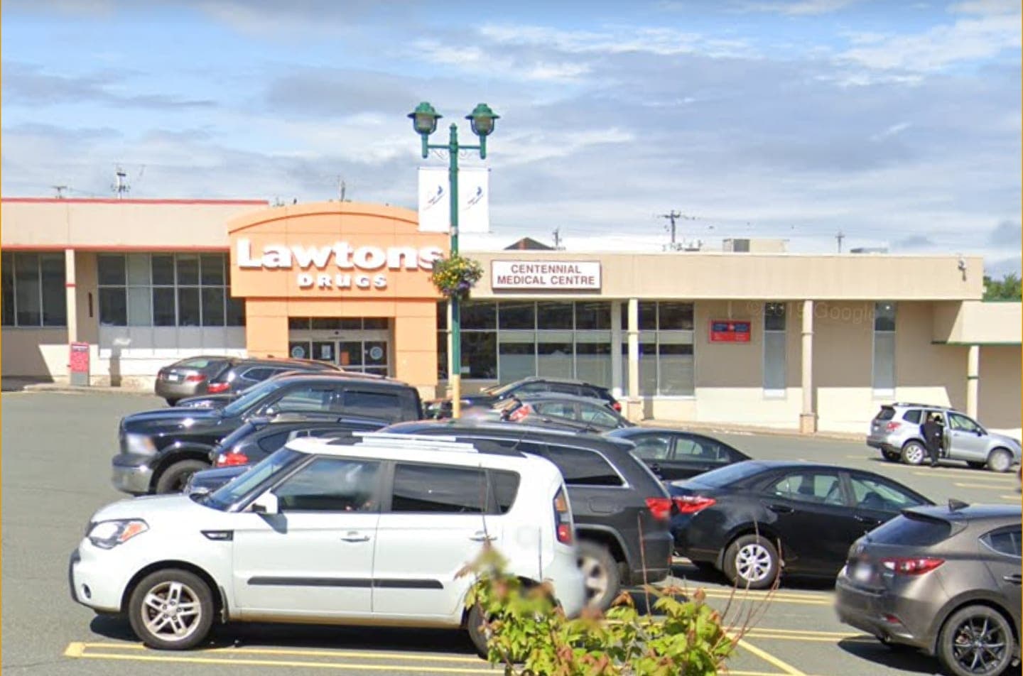Lawtons Drugs (photo: Kayla Power, via Google)