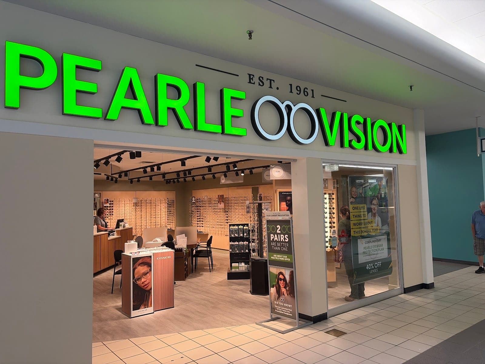 Pearle Vision (photo: Rob, via Google)