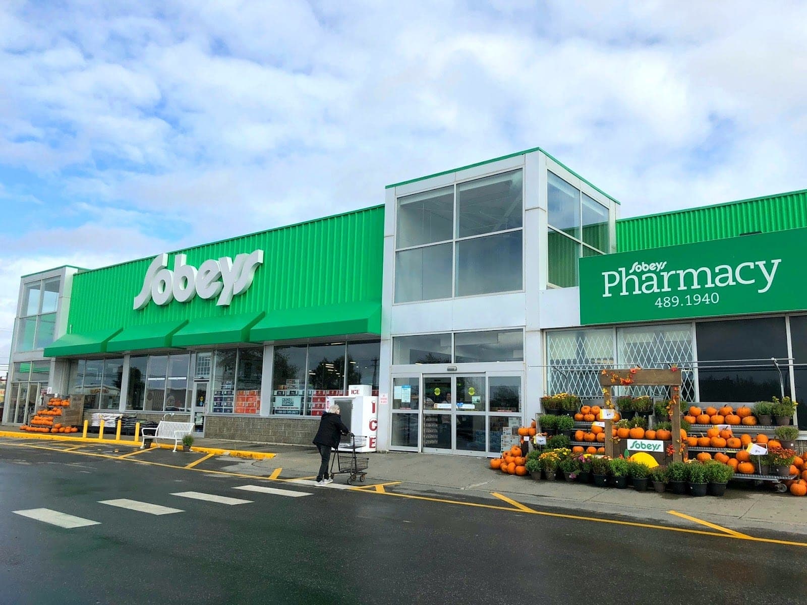 Loblaw pharmacy (photo: Lazarus, via Google)