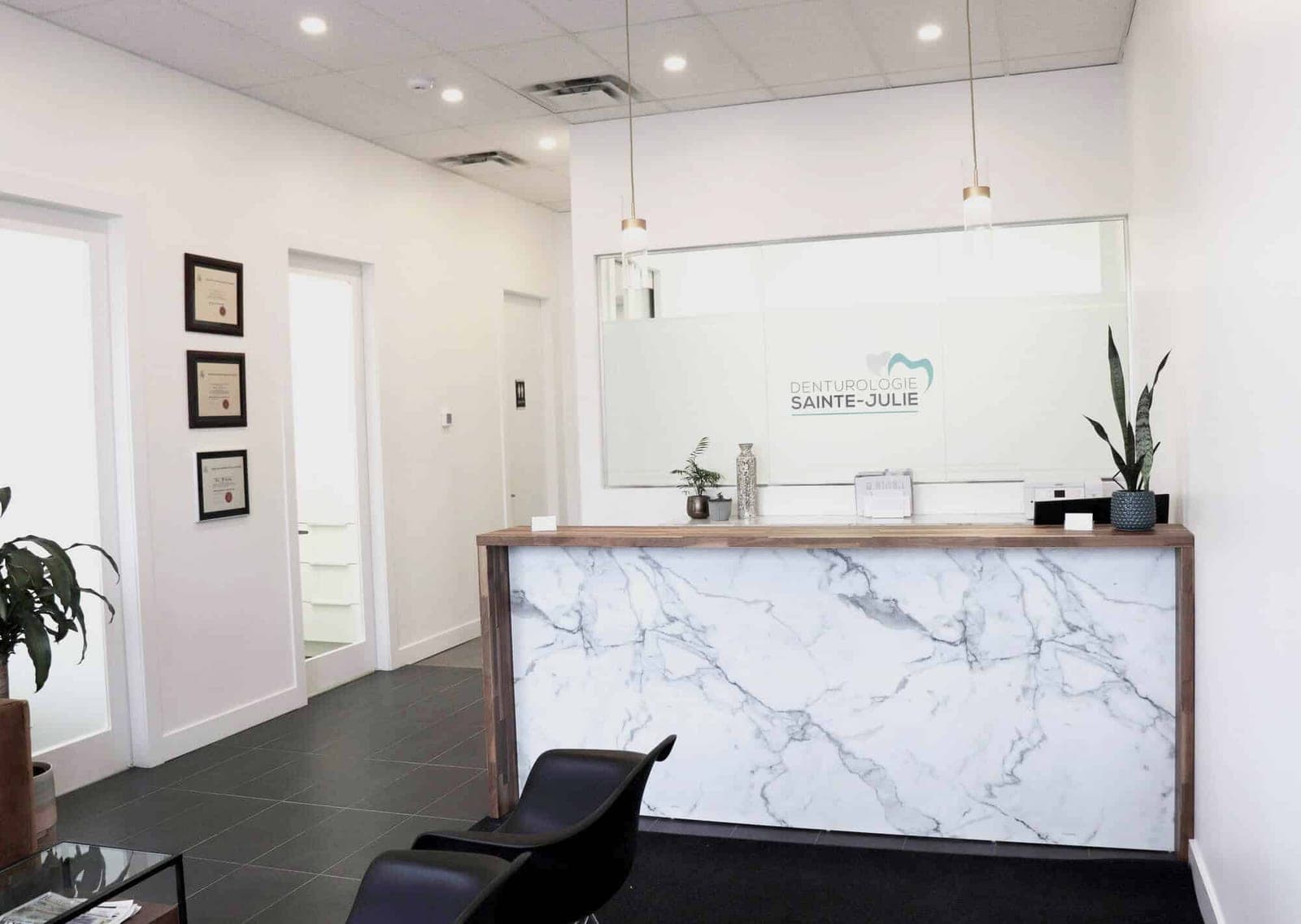 SeniorHome.ca - Denturologie Ste-julie