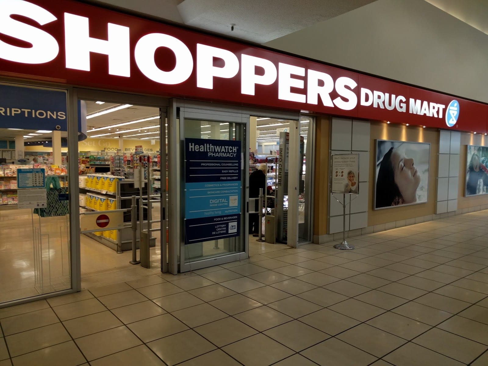 Shoppers Drug Mart (photo: Marcin Tandecki, via Google)